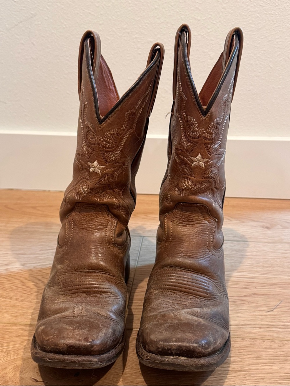 Idyllwind Brown Leather Western Cowboy Boots